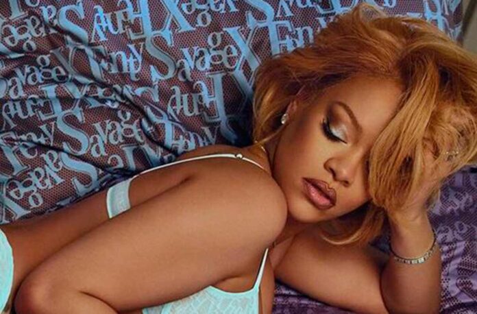 Rihanna trollbinder følgerne sine ved å presentere sin nye undertøyskolleksjon (Instagram / @badgalriri)